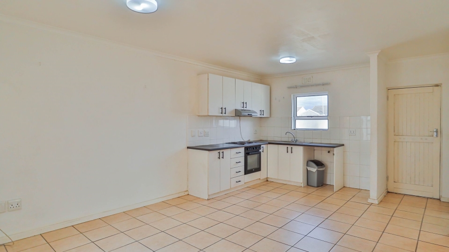 To Let 3 Bedroom Property for Rent in Muizenberg Western Cape